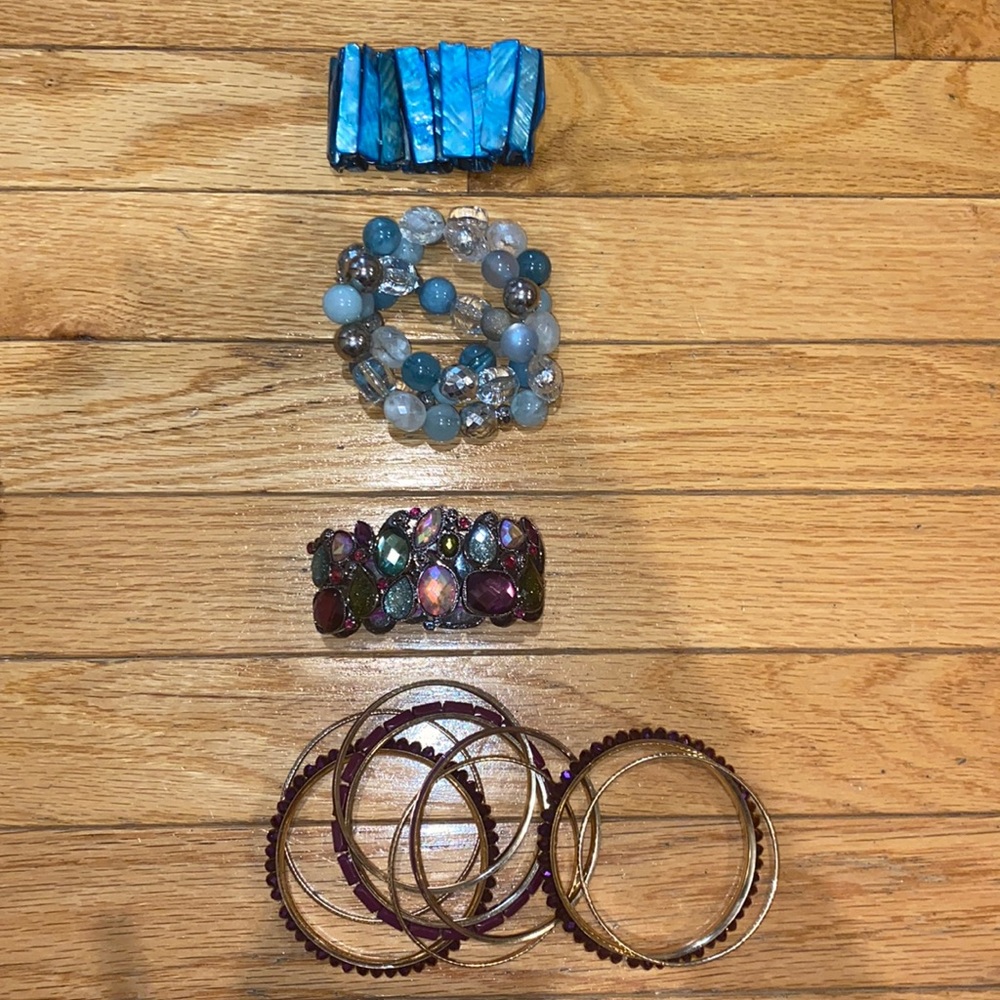 Multi colored bracelet set